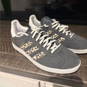 adidas Gazelle Women's Gray Suede Sneakers with Leopard Stripe 9.5 women's